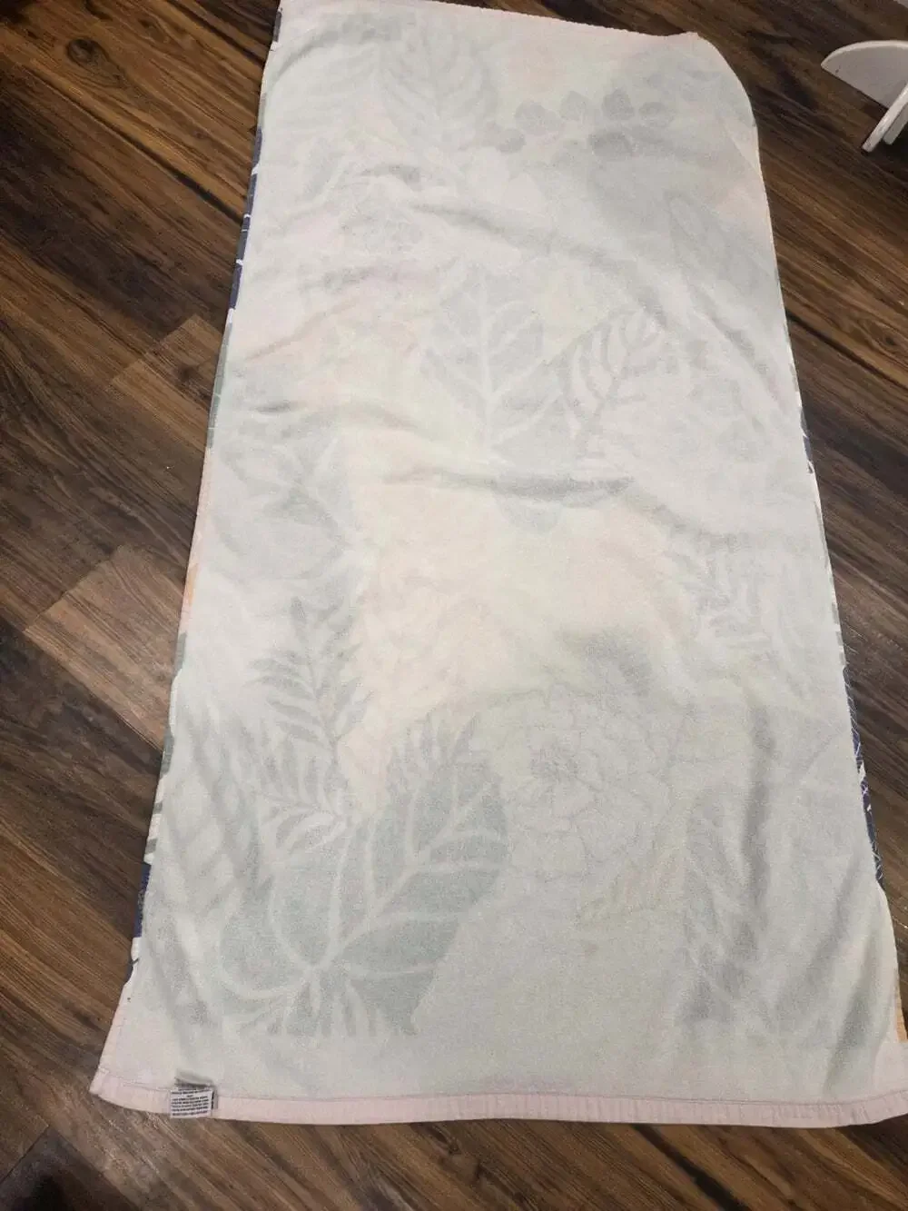 Vera Bradley Tropical Botanical Floral Beach Towel Pink Green Navy Large Cotton